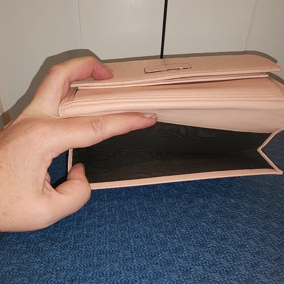 Gucci Guccissima light Pink wallet EUC - Picture 12 of 14